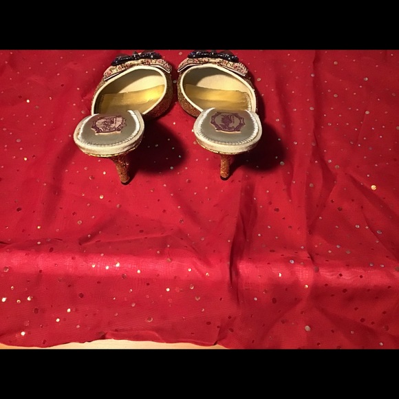 Women’s High Fashion Heels NWOT - Picture 6 of 8